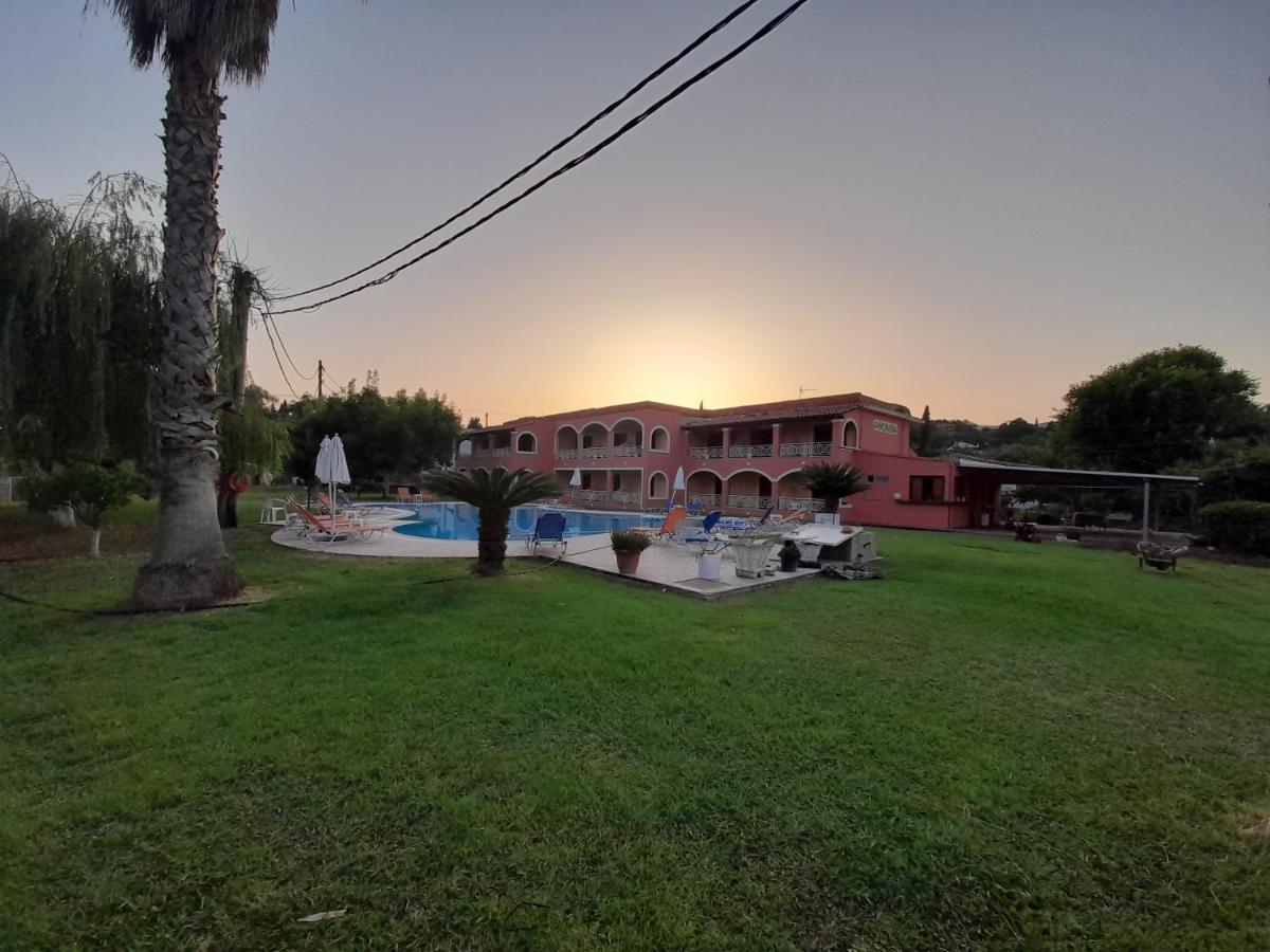 Aronda Apartments 다시아 외부 사진