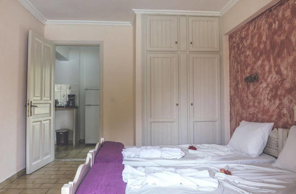 Aronda Apartments 다시아 외부 사진